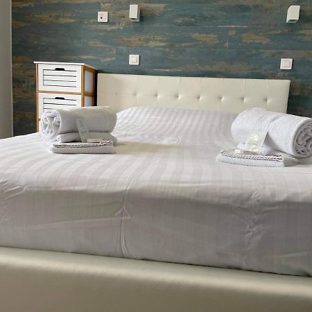 Hotel De La Plage 퀴네빌 외부 사진